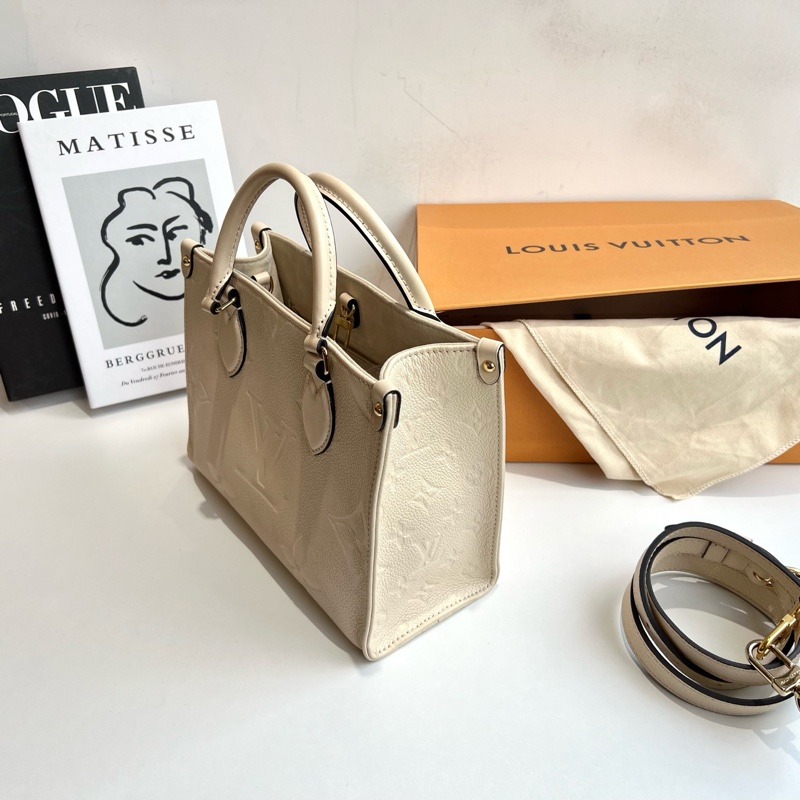 Louis Vuitton 路易威登 白色小號onthego 芯片-4