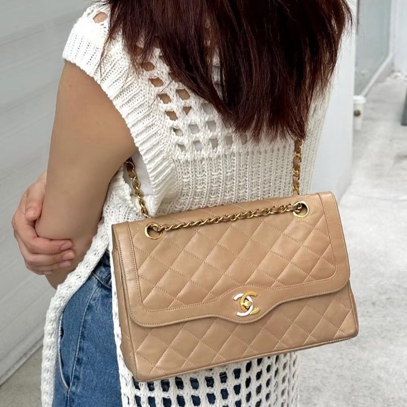 ️CHANEL 巴黎限定奶茶色 鴛鴦扣CF肩背斜背包 26.5*17*7 98新配件塵袋-0