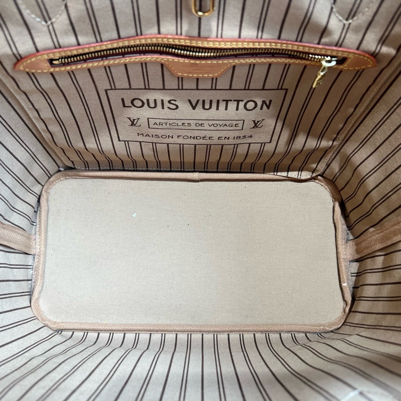 Louis Vuitton路易威登 nf中號 19s 底長32。-6