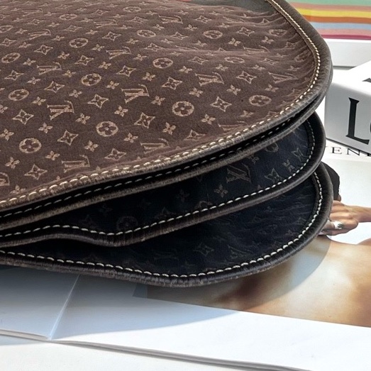 Louis Vuitton路易威登 美國帆船賽系列限量 中古斜挎 05s 底長30-7