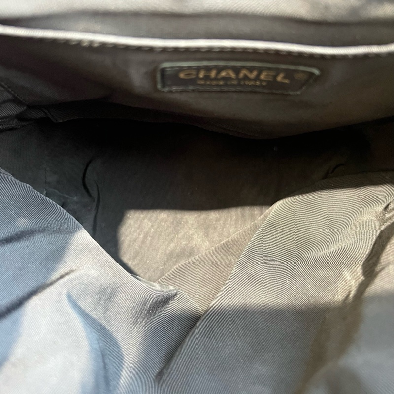 CHANEL 香奈兒 黑金羊皮薩爾茨堡雙肩包 23開 底長24-7