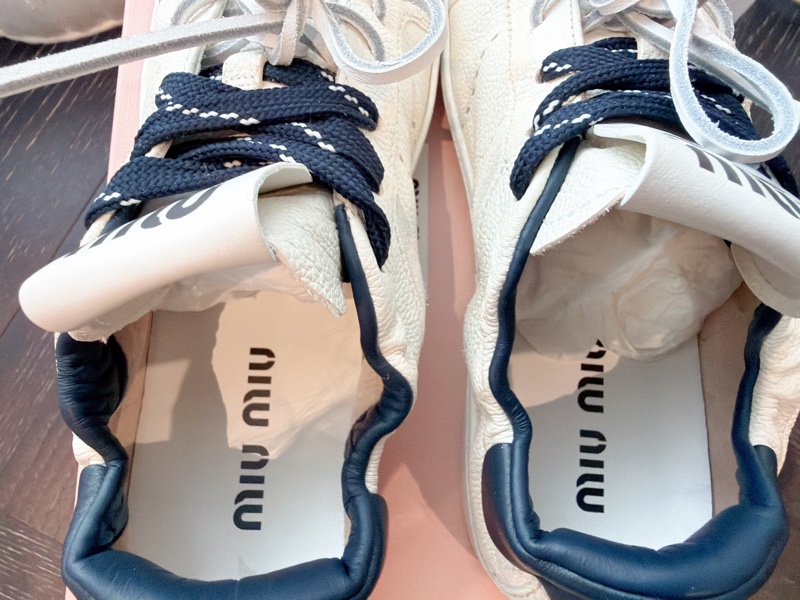 二手精品自賣❤️Miu Miu撞色深藍*白雙鞋袋造型髒髒後鬆緊小白鞋👟36.5號.全配-3