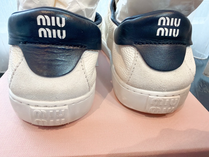 二手精品自賣❤️Miu Miu撞色深藍*白雙鞋袋造型髒髒後鬆緊小白鞋👟36.5號.全配-14
