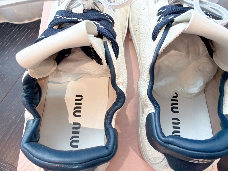 二手精品自賣❤️Miu Miu撞色深藍*白雙鞋袋造型髒髒後鬆緊小白鞋👟36.5號.全配-15