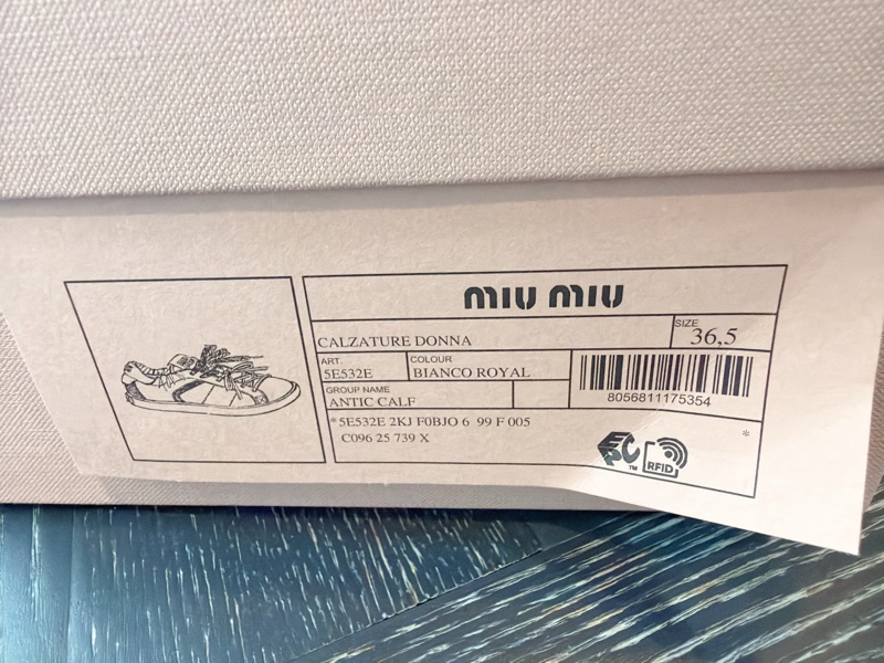 二手精品自賣❤️Miu Miu撞色深藍*白雙鞋袋造型髒髒後鬆緊小白鞋👟36.5號.全配-20