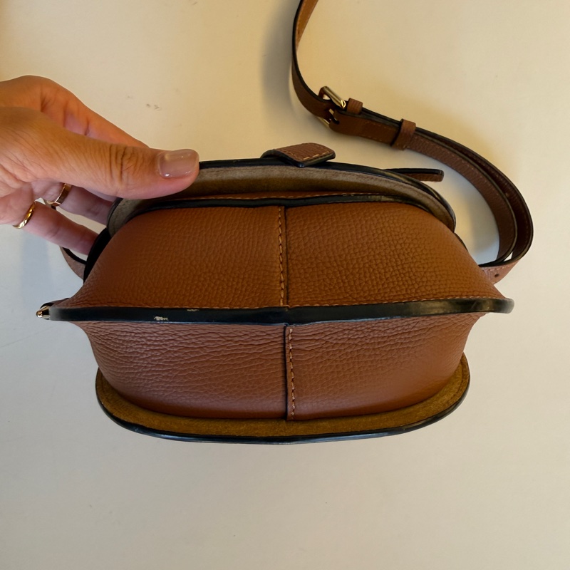 二手LOEWE焦糖色馬鞍包-15