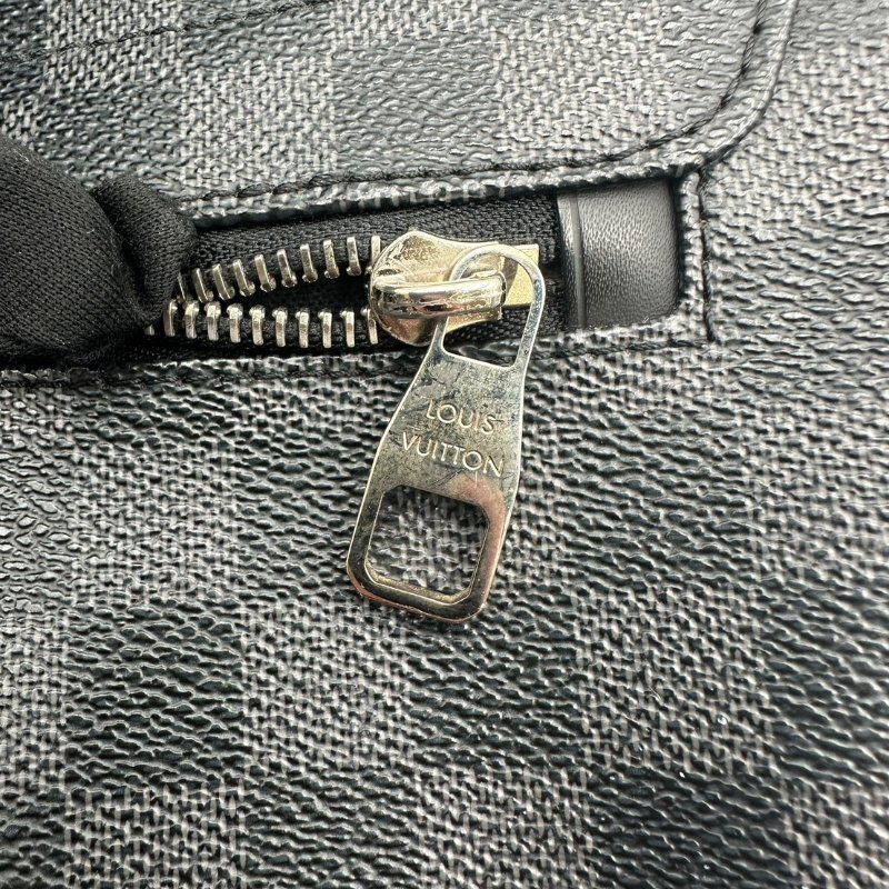 【美收精品】LOUIS VUITTON 黑棋盤格側肩包C-494【隔月月中將轉賣至日本 上架期限30天】-7