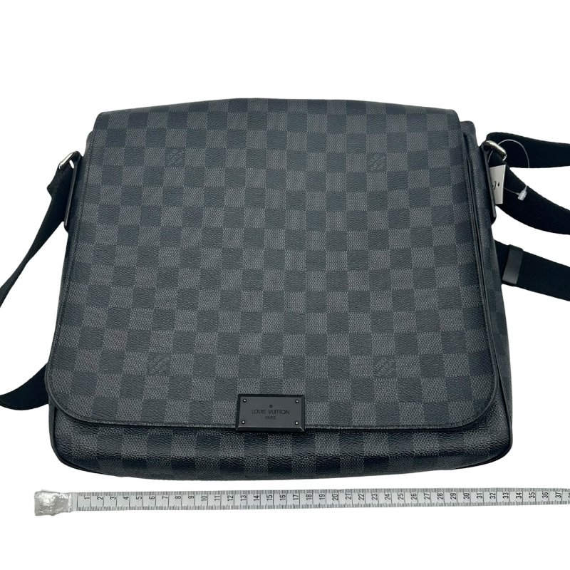 【美收精品】LOUIS VUITTON 黑棋盤格側肩包C-494【隔月月中將轉賣至日本 上架期限30天】-13
