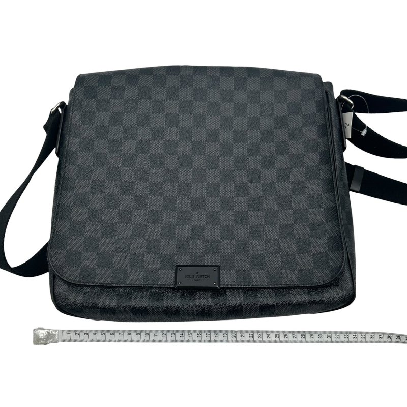【美收精品】LOUIS VUITTON 黑棋盤格側肩包C-494【隔月月中將轉賣至日本 上架期限30天】-14