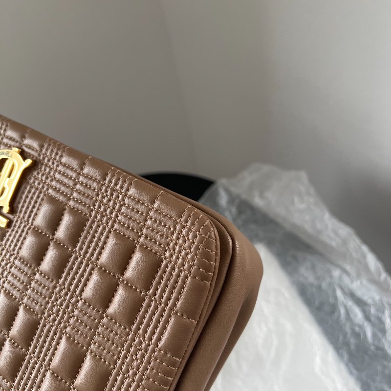 Burberry lola大號鏈條包奶茶色金扣28x16cm 98新配件塵袋-4
