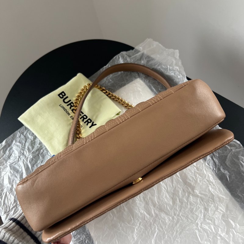 Burberry lola大號鏈條包奶茶色金扣28x16cm 98新配件塵袋-5