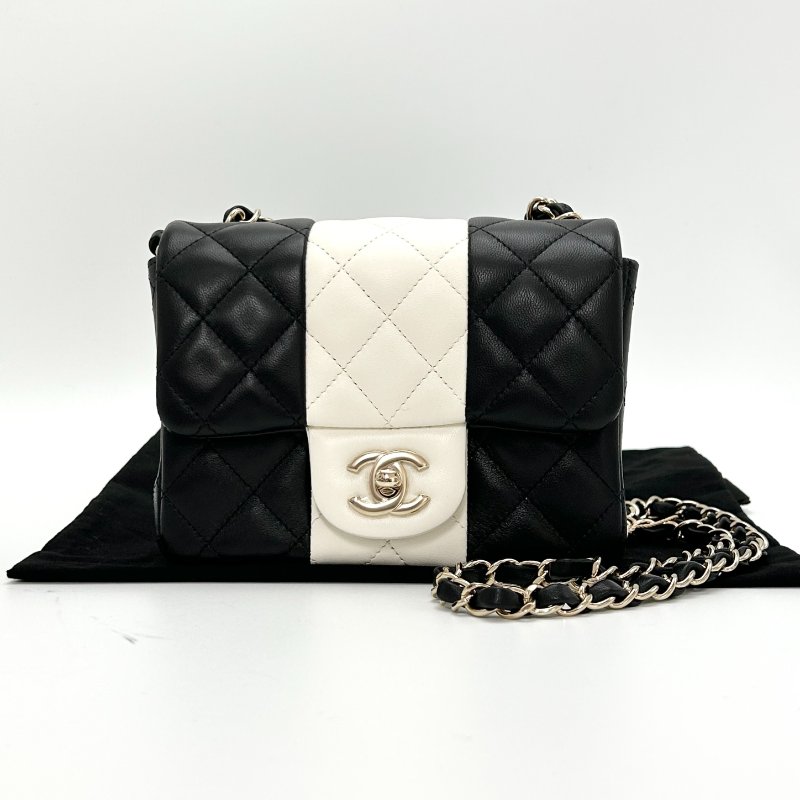 CHANEL 限量黑白色方胖子肩背斜背包 17*13*7 99新配件塵袋-1