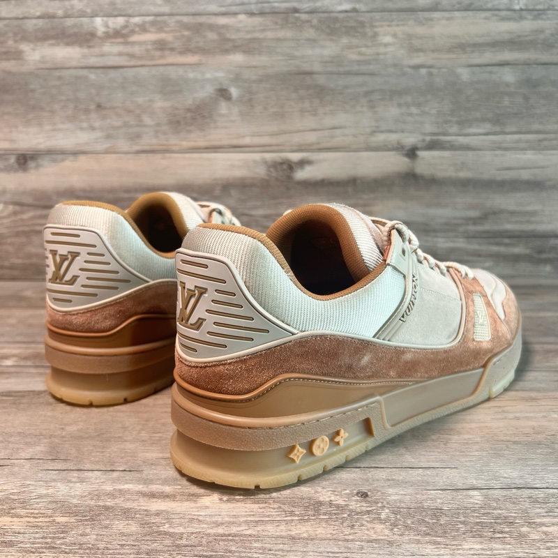 LV路易威登 trainer 卡其色 棕色 摩卡 咖啡色 44.5碼-3
