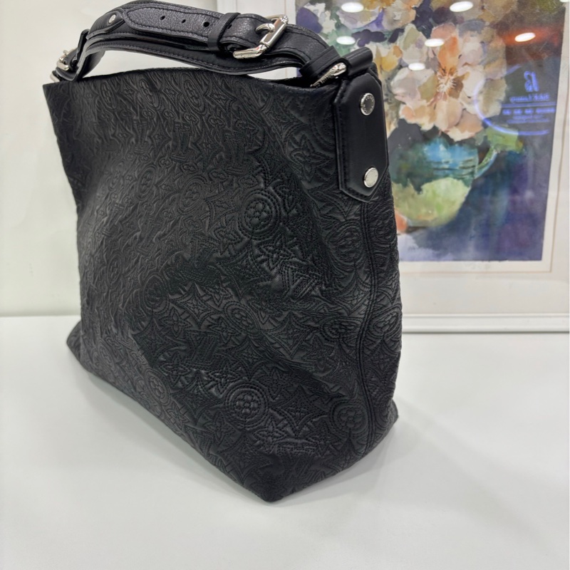 LV Anthiea系列黑色全皮老花hobo包手提包 11年~容量大,顯氣質尺寸34*14*30cm-2
