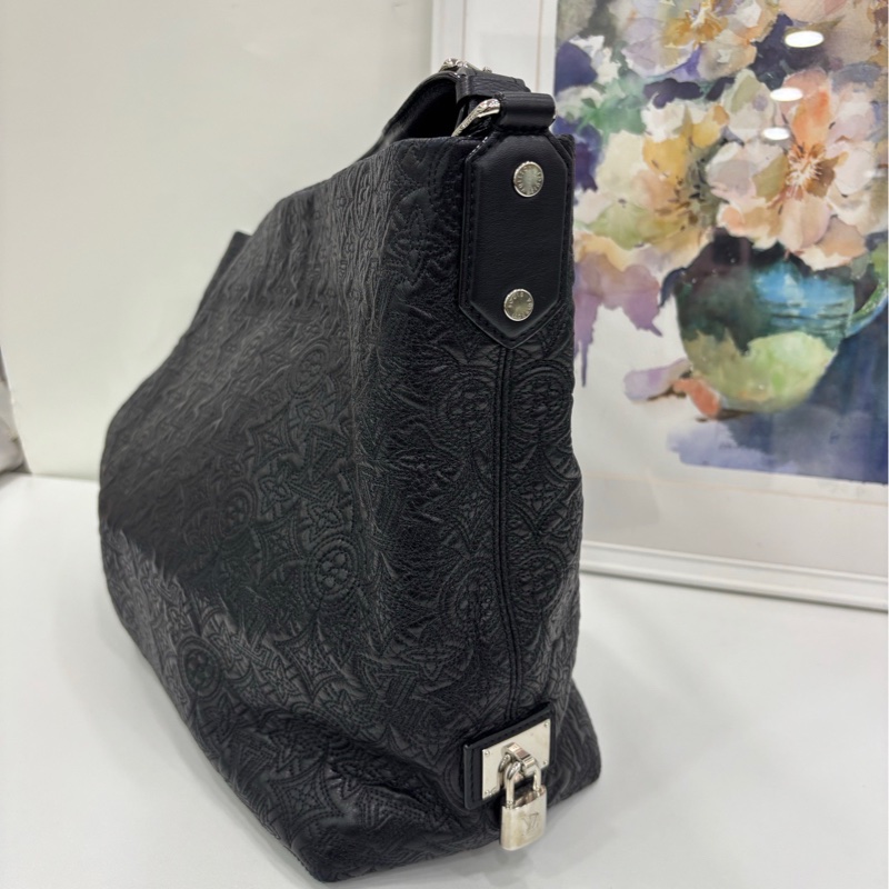 LV Anthiea系列黑色全皮老花hobo包手提包 11年~容量大,顯氣質尺寸34*14*30cm-3