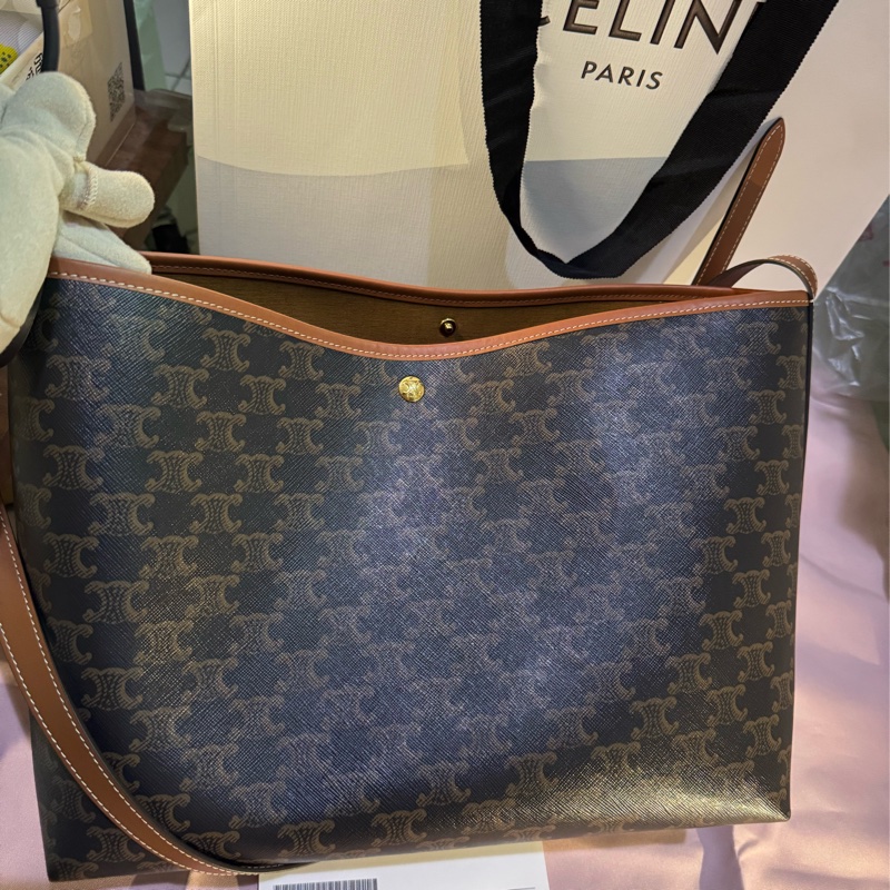 Celine新款斜揹包-11