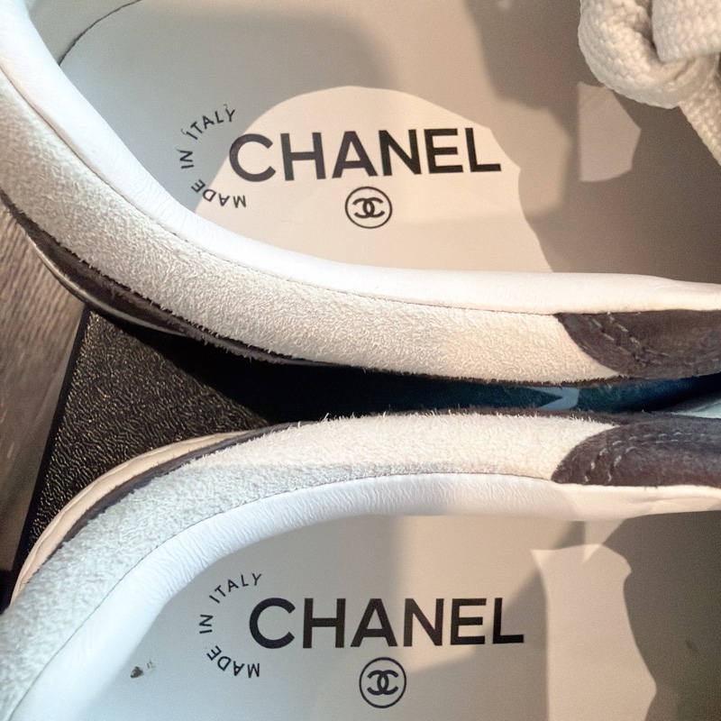 二手精品自賣❤️香奈兒Chanel灰白色雙C logo麂皮熊貓🐼鞋.平底鞋.休閒板鞋👟球鞋.小白鞋.35號.近新全配-11