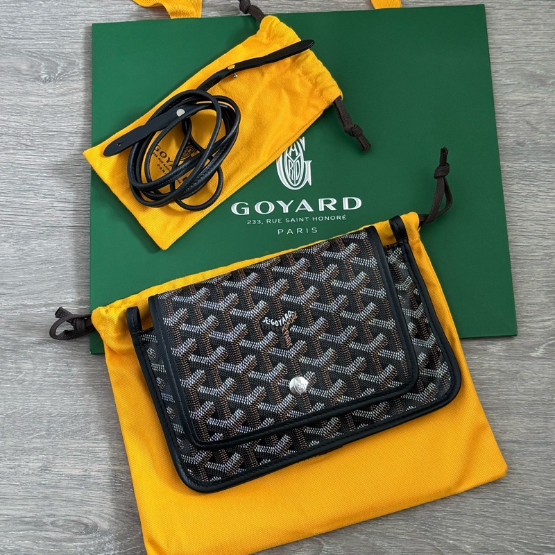 Goyard Plumet Crossbody 黑色休閒斜背包 男女可用-1