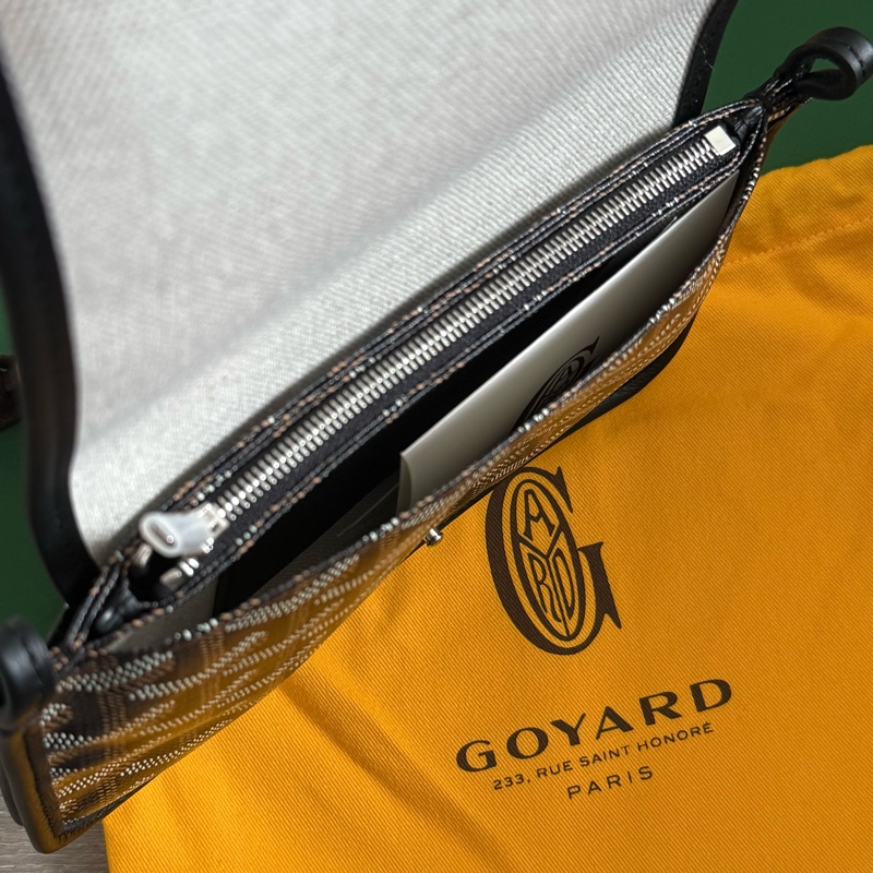 Goyard Plumet Crossbody 黑色休閒斜背包 男女可用-3