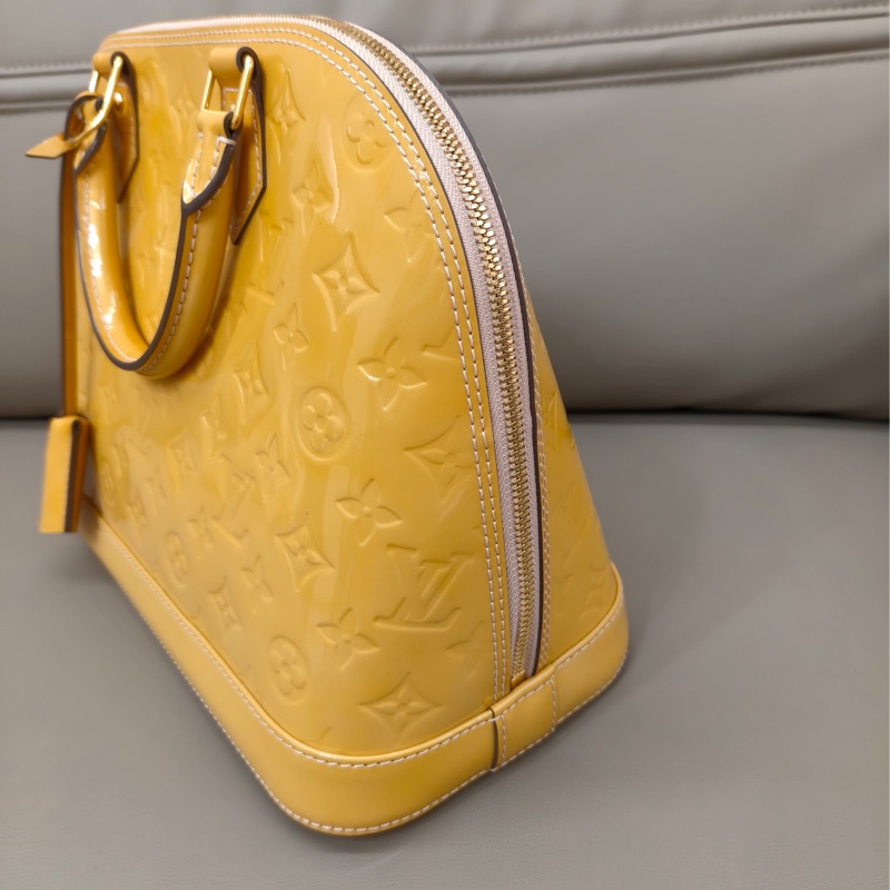 Lv/路易威登 黃色漆皮貝殼 底長31  無肩帶-2