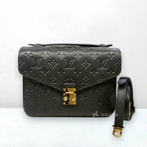 A13142-LV Pochette Metis 黑色牛皮壓紋郵差包M41487