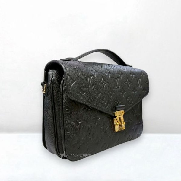 A13142-LV Pochette Metis 黑色牛皮壓紋郵差包M41487-1