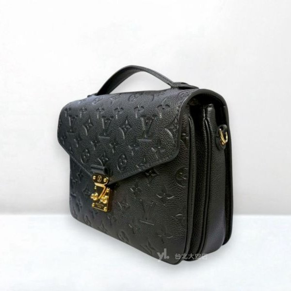 A13142-LV Pochette Metis 黑色牛皮壓紋郵差包M41487-2