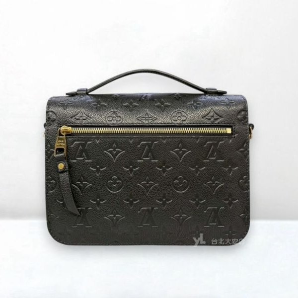 A13142-LV Pochette Metis 黑色牛皮壓紋郵差包M41487-3