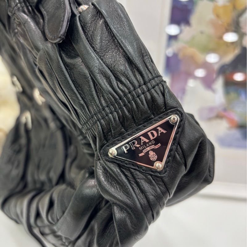 Prada 黑銀全皮褶皺手提斜背包 側邊三角標誌 有肩帶-5