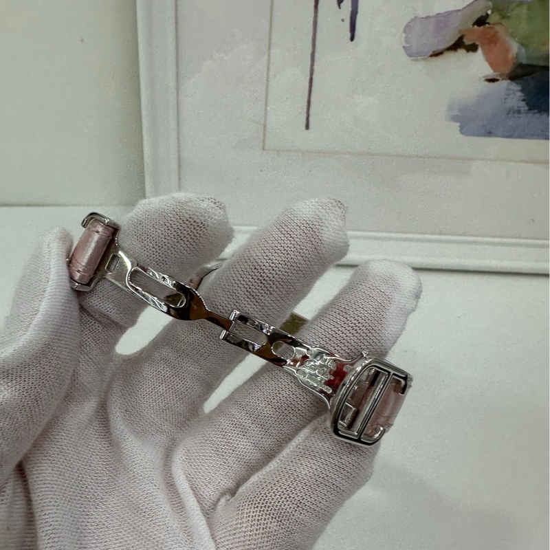 Cartier 卡地亞藍氣球系列WE900351腕錶，無配件，錶徑28MM，石英機芯，白金錶殼原鑲鑽石-4