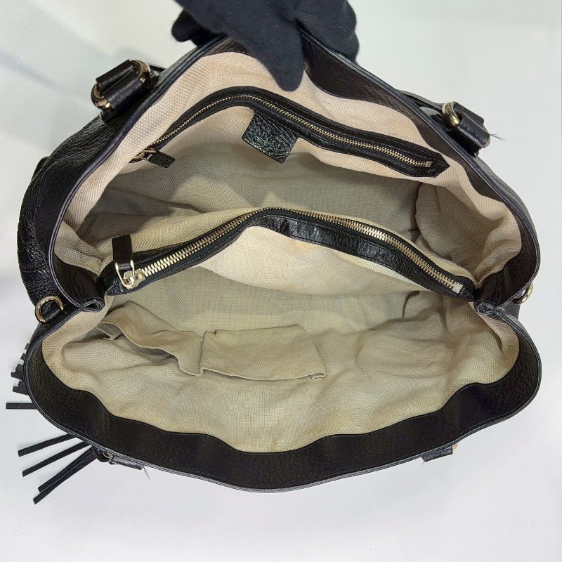 GUCCI SOHO黑色牛皮肩背包-4