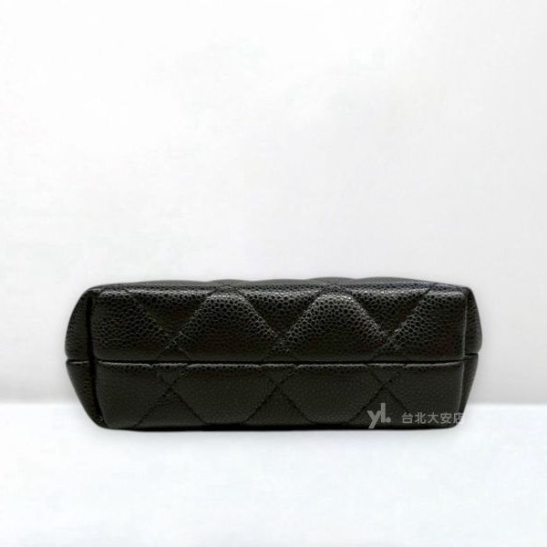 A13138-CHANEL 25C 黑色荔枝牛皮淡金釦小鍊包AP4422-4