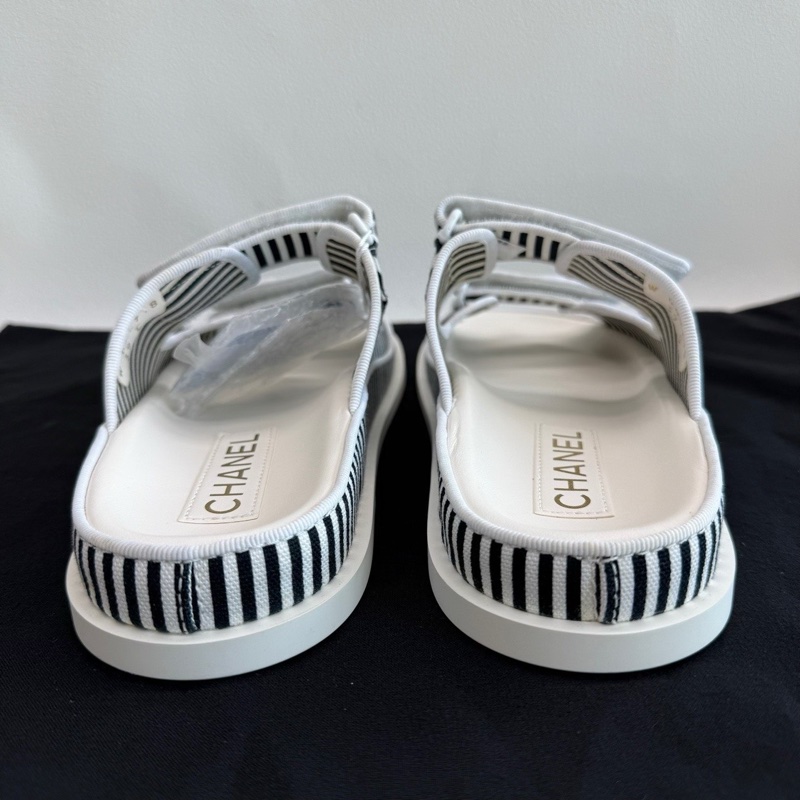 CHANEL香奈兒 雙帶露趾套腳 橡膠 一字拖鞋 黑白色 39碼-4