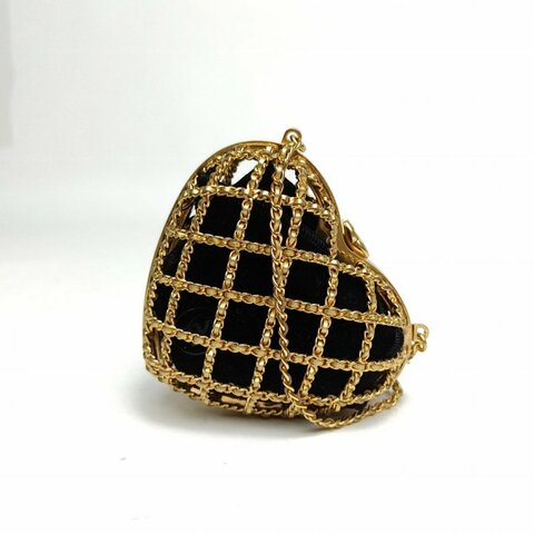 CHANEL 金色晶片開金扣鏤空愛心晚宴包肩背包