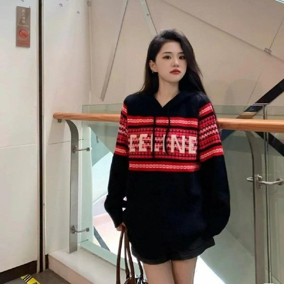 💎Han's house精品服飾💎 CELINE 刺繡 羊毛 連帽 毛衣 帽T 男女共穿 現貨 L  原價55600-0