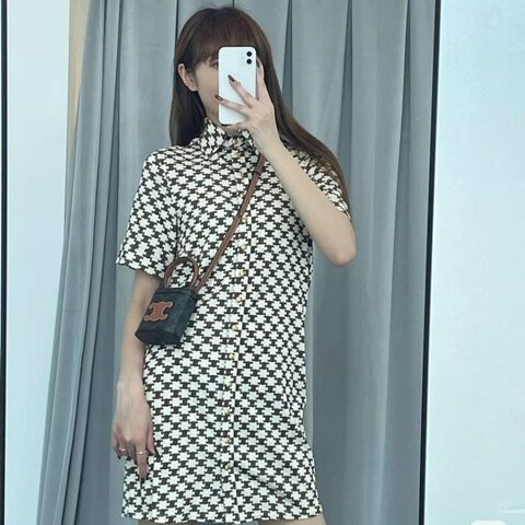 💎Han's house精品服飾💎celine 凱旋門 滿版 針織 羊毛和山羊絨 連身裙 洋裝 現貨 L 原價87600