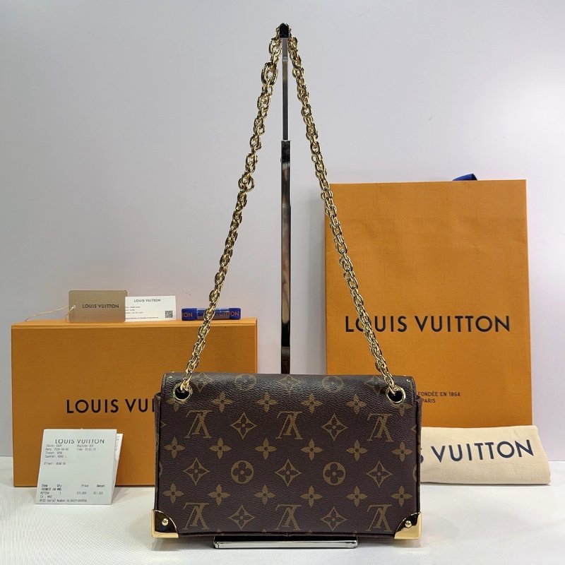 LV Trunkie East West老花鏈帶包-1