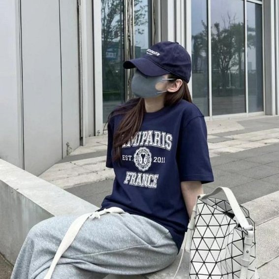 💎Han's house精品服飾💎 AMI PARIS 全 刺繡 愛心 短 T 現貨M 短袖-0