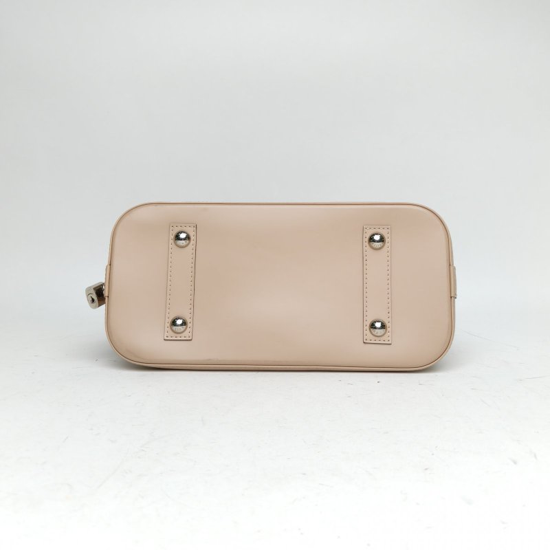 LOUIS VUITTON ALMA貝殼包小號奶茶色EPI水波紋牛皮肩背包-4