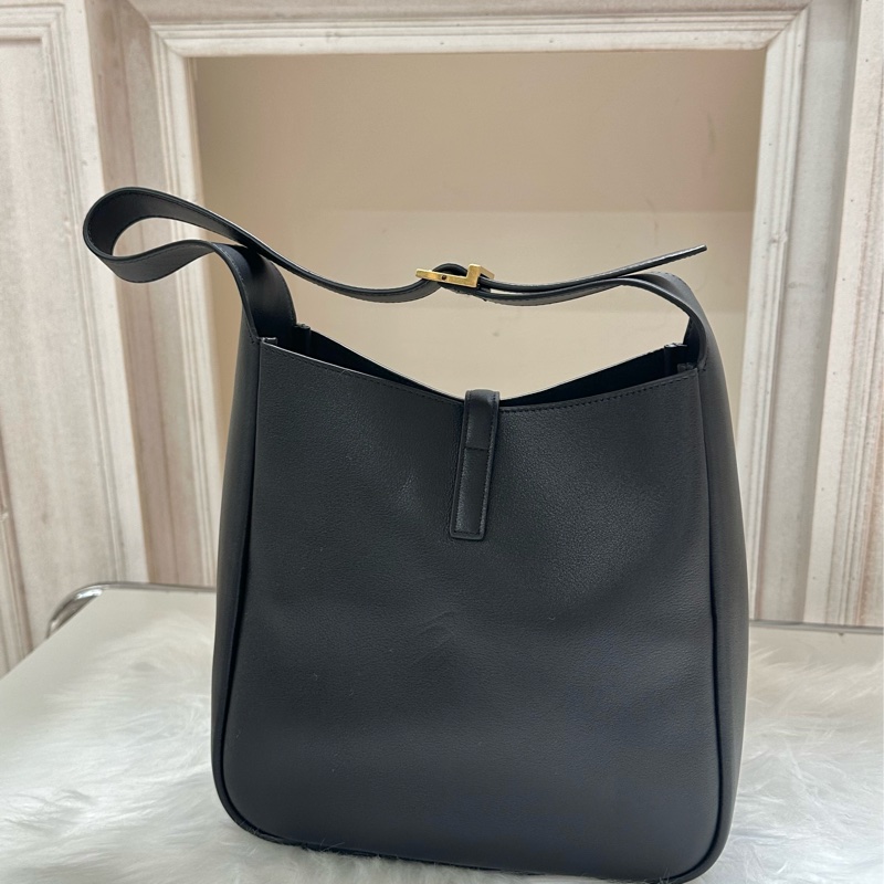 SAINT LAURENT YSL Le5A7 做舊金色Logo鈎扣開合 柔軟粒面牛皮 Hobo單肩包 small 小號 黑色-2