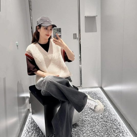 💎Han's house精品服飾💎AMI PARIS 愛心刺繡 針織 背心 可手水洗 義大利製 現貨 原價15000-6