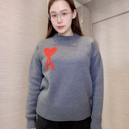 💎Han's house精品服飾💎AMI PARIS 愛心 刺繡 美利奴羊毛 毛衣 葡萄牙製 男女共穿 可手水洗 現貨 XS/S-6