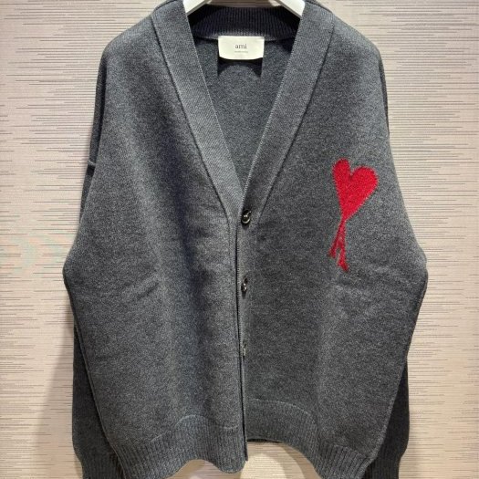 💎Han's house精品服飾💎 AMI PARIS 愛心 毛衣 開衫 外套 葡萄牙製 男女共穿 可手水洗 現貨 XXL原價19200-0
