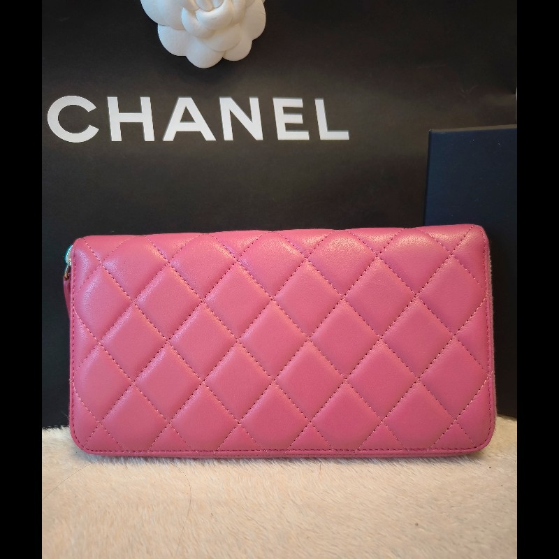 Chanel 玫粉色拉鍊長夾-6