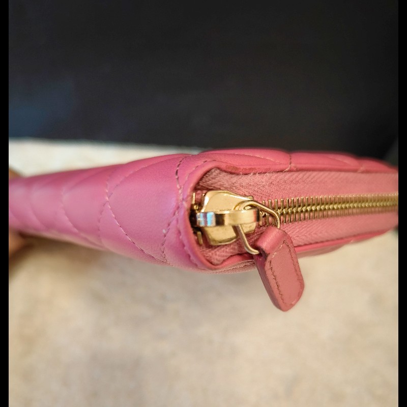 Chanel 玫粉色拉鍊長夾-9