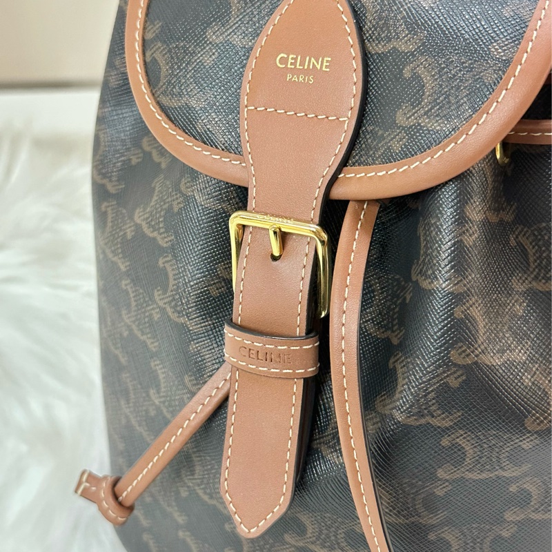 CELINE Folco  Backpack標誌印花老花滿印翻蓋 帆布拼牛皮革 背包雙肩包 迷你 mini黃褐色-4