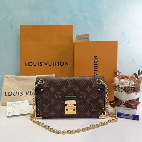 LV Trunkie East West老花鏈帶肩背包