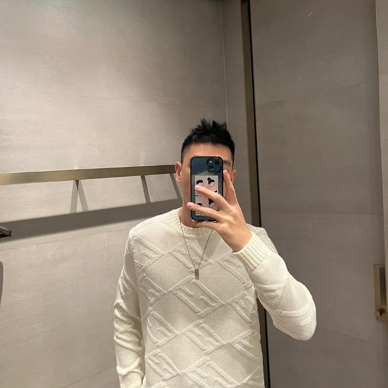 💎Han's house精品服飾💎 FENDI 字母 FF 毛衣 針織 可手水洗 現貨 46-8