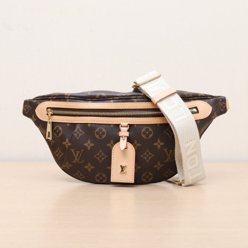LOUIS VUITTON 老花PVC晶片Highrisebumbag腰包肩背包-1