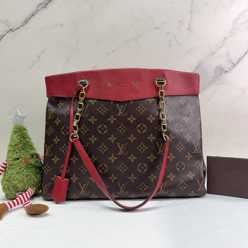 LV Monogram Pallas老花紅皮革肩背包-0